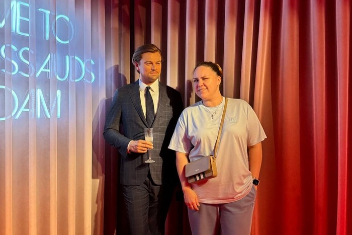 Aktrisa uralskih pelmenej sfotografirovalas s leonardo di kaprio i ledi gagoj 207cc9f.jpg