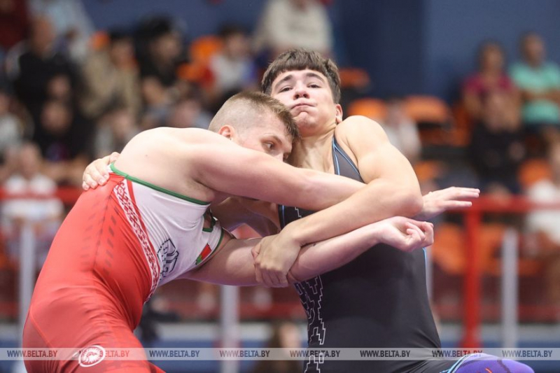 Чемпионы Беларуси по греко-римской борьбе определились в Гродно
