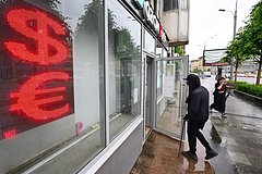Kurs evro k rublju podnjalsja do maksimuma s oktjabrja 2023 goda 53797d0.jpg