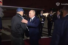 Putin vstretil vernuvshihsja na rodinu obmenjannyh rossijan 6eb9c2b.jpg