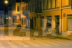 V centre peterburga nachal razrushatsja starinnyj dom f67f6be.jpg