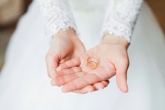 Nevesta natknulas na lichnye zapisi zheniha i razorvala pomolvku 5568adb.jpg