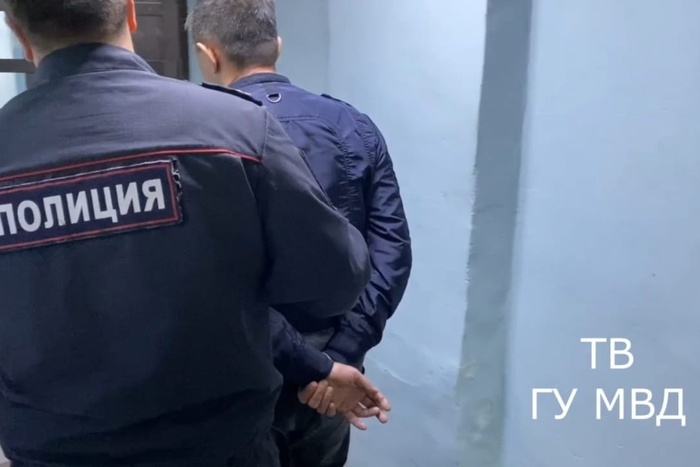 Nichego ne pomnju pjanyj byl zaderzhan podozrevaemyj v izbienii devochki v magazine video b1ecd4b.jpg