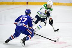 Rossijskij hokkeist vrezalsja v bort golovoj i pokinul led na nosilkah 27e8a5a.jpg