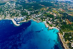 Turisty ustroili nochnuju draku iz za shuma v otele i udarili policejskogo 8dd7183.jpg