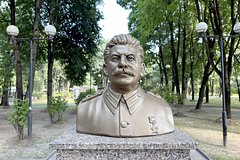 V rossii zadumali postavit novyj pamjatnik stalinu 69e0d05.jpg