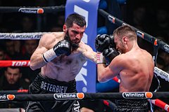 Beterbiev ocenil uroven ponimanija kadyrovym boksa 00e7037.jpg