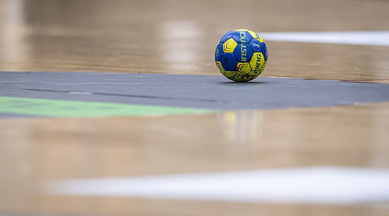 Gandbolistki gomelja i bntu belaz sygrali vnichju v zhenskom chempionate belarusi d4434a2.jpg