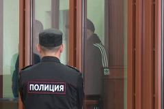 Грабителя ювелирного магазина задержали с поличным под Екатеринбургом