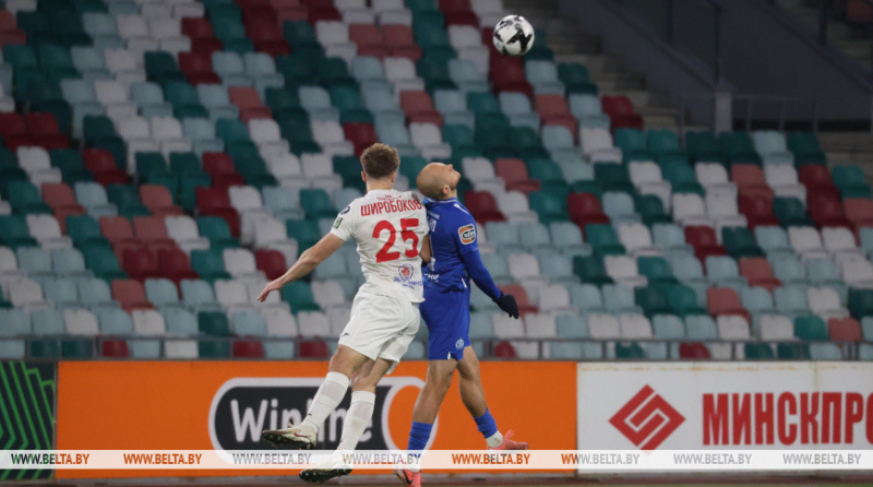Minskoe dinamo dognalo neman v chempionate belarusi po futbolu 59d5799.jpg