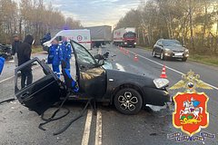 Pjat chelovek pogibli v dtp s gruzovikom i lada priora pod moskvoj izuvechennoe otechestvennoe avto snjali na video 12f321f.jpg