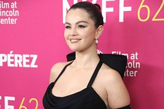 Pohudevshaja selena gomes pohvastalas figuroj v oblegajushhem narjade a8c65d2.jpg