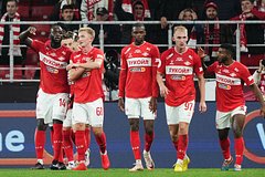Stalo izvestno o vvedenii v moskovskom futbolnom klube spartak potolka zarplat 6ecb0bd.jpg