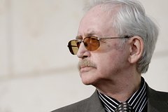 U vasilija livanova ostanovilos serdce vo vremja operacii 80715da.jpg