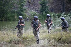 Ukrainskie voenkomy nasilno zaderzhali privezshego produkty voditelja ef6c60c.jpg