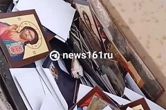 V rossii sotni vybroshennyh na pomojku okolo hrama ikon snjali na video 997b17d.jpg