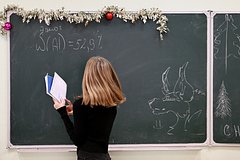 V rossijskom regione uchitelnice prigrozili uvolneniem za zamechanie uchenice 042d19b.jpg
