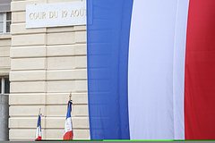 Vo francii zaveli delo na podozrevaemogo v podgotovke besporjadkov rossijanina b50cd99.jpg
