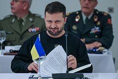 Zelenskogo zapodozrili v popytke shantazhirovat zapad a18cce7.jpg